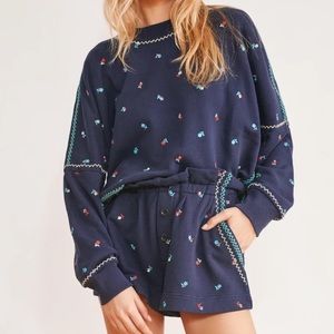 Something Navy Dollie Floral Sweatshirt and shorts